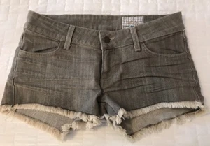 Nuevo Pantalones Cortos Sivy Camilla Para Mujer Gris Denim Jean Dobladillo Crudo Talla 28 $218 N 27 - Imagen 1 de 7