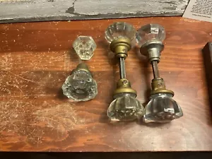 Vintage antikes Paar Türklinken aus Glas & Messing Set mit Spindel - Bild 1 von 8