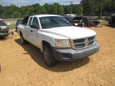 Passenger Headlight Bezel With Chrome Trim Fits 08-11 DAKOTA 160059 - Image 1 of 4