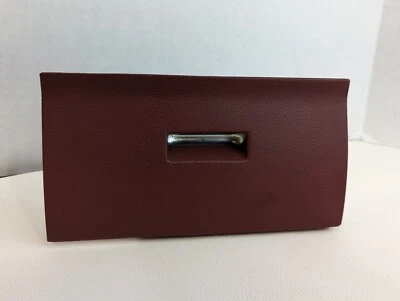 Bandeja de cenizas Dodge Omni Plymouth Horizon P651CC7 Foto 1 de 4