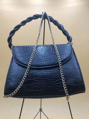Cartera para mujer Emperia de cuero vegano negro con asa superior - Los Ángeles | Nueva York Foto 1 de 4