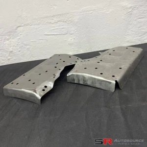 SR Autosource Skyline Strebe Top Reparaturbleche Paar R33 R34 GTR GTST GTT Stagea - Bild 1 von 3