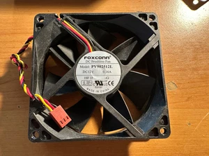 FOXCONN PV902512L DC12V 0.16A Fan 3-Wire chassis cooling fan - Picture 1 of 3