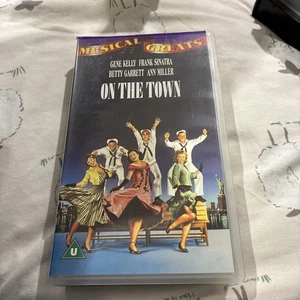 Warner Brothers Musical Greats: On The Town - VHS Tape - Foto 1 di 5