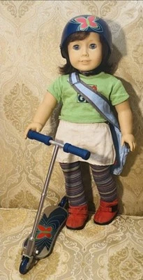 American Girl Doll, 18" - Lindsey Bergman's Scooter And Helmet 2001 - Image 1 of 2