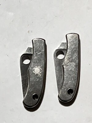 Lote de 2 cuchillos plegables Spyderco Bug China Foto 1 de 4