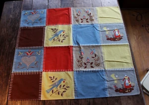Vintage Wilendur Heavy Cotton Penn Dutch Tablecloth 31.5 x 34.5 - Picture 1 of 11