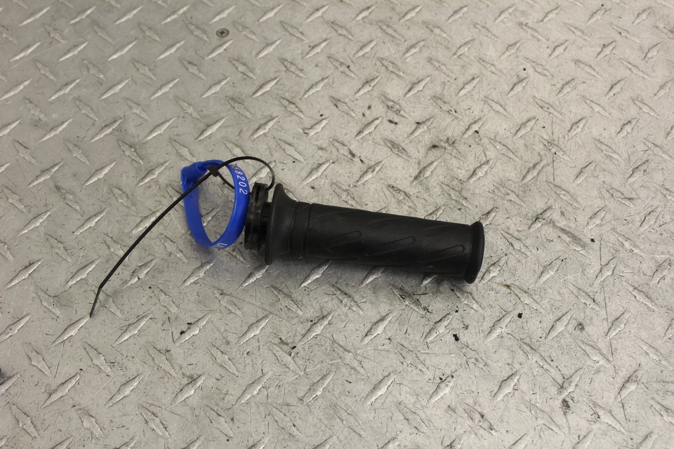 Punho de acelerador direito SUZUKI GSXR600 2006 - Imagem 1 de 4