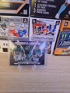 Panini Zenith 2022 - Plata Trueno y Relámpago #TL-TT Trevor Lawrence (RC) - Imagen 1 de 2