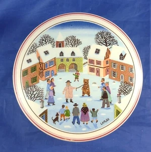 Villeroy Boch - Naif Christmas Design Trinket and Candy Box by Laplau - Picture 1 of 5