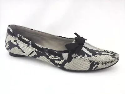 VIA SPIGA Snake Print Leather Flats w Bow Pointy Moc Toe Women's US 9 EU 40 $225 - Image 1 of 4