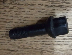 MERCEDES W203 X1 WHEEL NUT GENUINE PART FOR ALLOY WHEELS ONLY - Picture 1 of 1