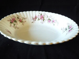 Royal Albert Bone China 'Lavender Rose' ovale Gemüseschüssel England - Bild 1 von 5