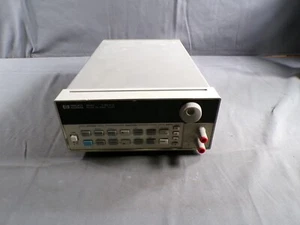 HP 6613C SYSTEM DC POWER SUPPLY PARTS POWER ON N.F.T. - Afbeelding 1 van 7