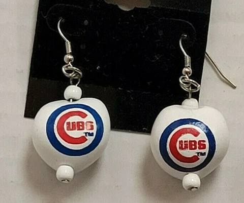 MLB Chicago Cubs Go Nuts Kukui Nut Earrings, New Cover