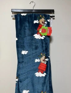 Snoopy Throw Blanket | Peanuts Berkshire Christmas Blue Snowflake Woodstock ๐๐ - Picture 1 of 4