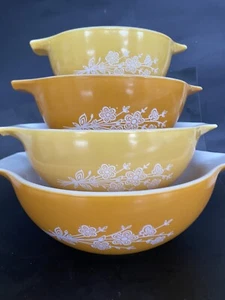 Pyrex Butterfly Gold Cinderella Mixing Bowl Set BEAUTIFUL 441, 442, 443, 444 - Picture 1 of 9