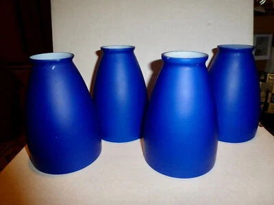 Lote de 4 Globos Colgantes Lámpara Esmerilada Satinada Azul Cobalto - 5 3/4" con Montador de 2 1/8" Foto 1 de 4