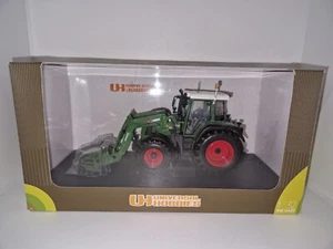 Universal Hobbies Fendt 415 mit Frontlader , mit Ballenzange in 1:32. - Bild 1 von 7
