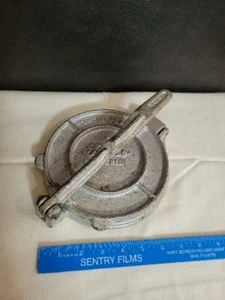 Vintage Fresa Superior Tortilladora/Mexico Tortilla Cast Iron Press. 7" - Picture 1 of 16