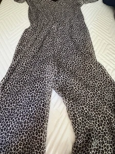 Michael Kors Animal Print Semi Sheer Lined Zip Up Pant Suit Short Sleeve Sz S - Picture 1 of 9