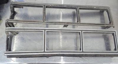 1979-83 Chevrolet OEM Tail Light Bezels Malibu, El Camino Foto 1 de 4