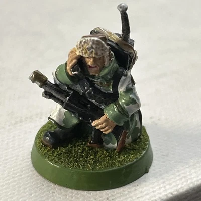 Warhammer 40K Valhallan Radio Caja Lanzador Comms Oficial Pintado Metal Fuera de Stock Foto 1 de 3