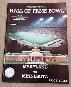 HALL OF BOWL PROGRAM - MARYLAND vs MINNESOTA - 1977 - 1st YEAR INAUGURAL - Imagen 1 de 1