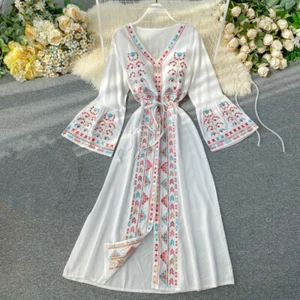 Ladies V-neck Ethnic Dress Embroidery Retro Beach Long Flare Sleeve Boho Fashion - Picture 1 of 16