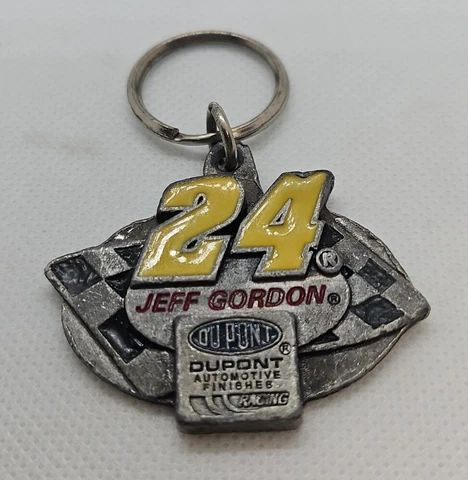Jeff Gordon #24 Keychain, Dupont Racing Metal Key Chain Pendant Cover