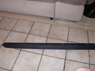 INFINITI QX60 PUERTA DELANTERA IZQUIERDA LADO CONDUCTOR MOLDURA INFERIOR OEM 2016-2020 Foto 1 de 4