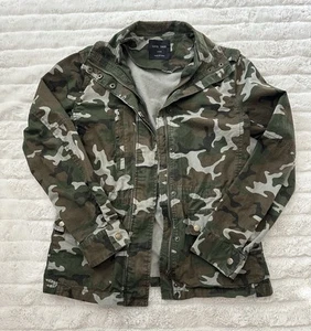 Love Tree Women’s  Camo Zip Up Cargo Jacket Size Large - Picture 1 of 5