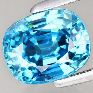 ¡Color encantador! 2,6 quilates ovalado 7,62 x 6,14 mm circón azul camboyano natural, ¡fuego completo! - Imagen 1 de 4