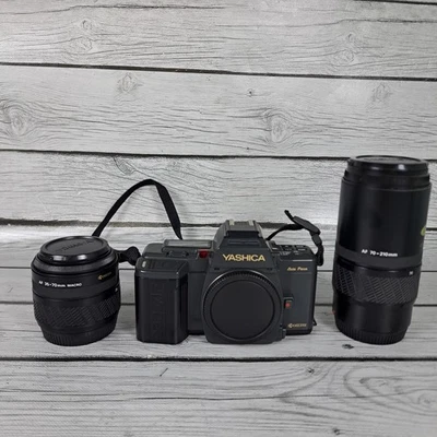 Фотоаппарат Yashica 230AF Kyocera с автоматической фокусировкой с объективами и чехлом - Изображение 1 из 4