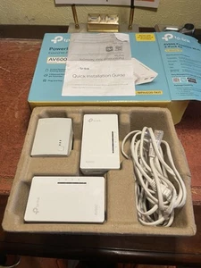 TP-LINK TL-WPA4220 WiFi AV600 NETWORK KIT (2 x Wi-Fi + 1 x ADAPTER) - Afbeelding 1 van 3