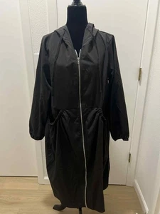 Finjani schwarze lange Windbreaker-Jacke mit Kapuze 1XL durchgehender Reißverschluss leichter Mantel neu - Bild 1 von 7
