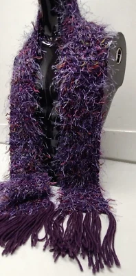 Bufanda Larga Tejida con Flecos Púrpura Rico Difusa Boho Funky Pestañas Varios Colores Foto 1 de 4