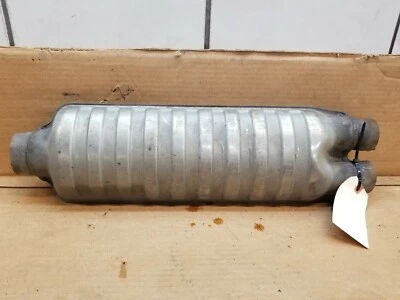 BMW 328i E90 2010 resonador de escape 7544506 #1 Foto 1 de 3