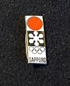 SAPPORO 1972 Juegos Olímpicos de Invierno Esquí Esquí Pin Insignia JAPÓN Solapa de Viaje de Recuerdo - Imagen 1 de 3