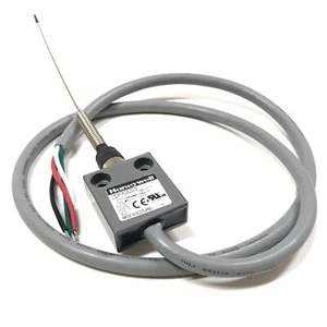 914CE20-3 Honeywell Limit Switch, 5A, 250VAC - Picture 1 of 4