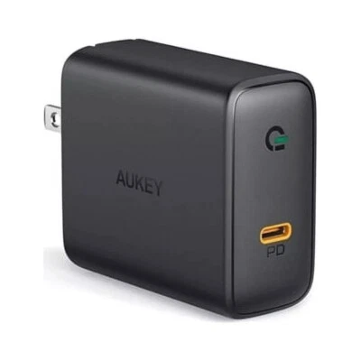 Universal AUKEY PA-D4 Focus 60W USB-C PD WALL Charger with GaN Power Technology - Image 1 of 4