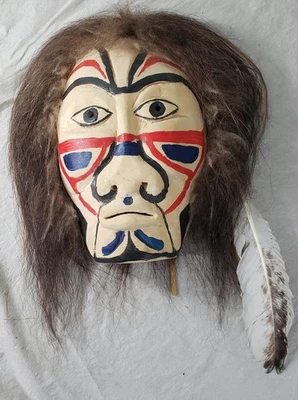 Haida? Heiltsuk Bella Bella?  Máscara de madera vintage de la costa noroeste del Pacífico con cabello Foto 1 de 4