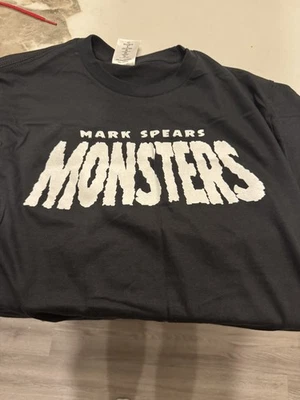 Camiseta exclusiva de Mark Spears Monsters Monster & Wolf Kickstarter talla mediana  Foto 1 de 3