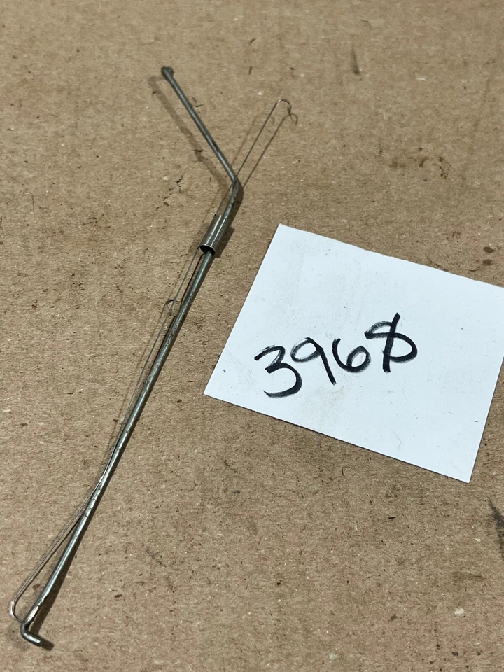 16555-ZE6-000, 16562-ZE6-000 HONDA BARRA DE GOBERNADOR / RESORTE para HRB215 (#3968) Foto 1 de 1