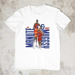 Muggsy Bogues Manute Bol T-Shirt Weiß Unisex Kurzarm S bis 5XL JJ3841 - Bild 1 von 6