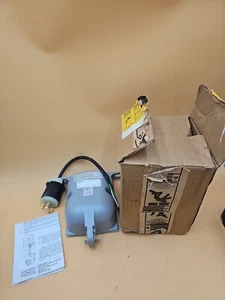 Hubbell PHE-277-A Power Hook.  277V 15 Amps - Picture 1 of 4