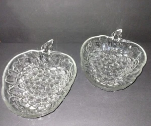Pair of Vintage Indiana Glass Large Strawberry Shaped Serving Bowls - Picture 1 of 9