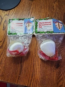 Walco Holiday SATIN TEARDROP White Red Vtg Sequin Bead Christmas Ornament Kit - Picture 1 of 6