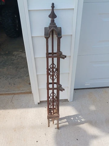 Antique Circa 1890 Original Cast Iron Steeple Top Gate Post Rustic Complete Rare Cover