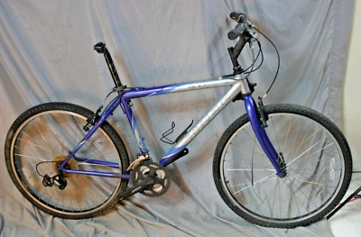 2007 Trek 800 Sport MTB Bike 18" Large Shimano SRAM Suntour Steel USA Shipper - Image 1 of 4